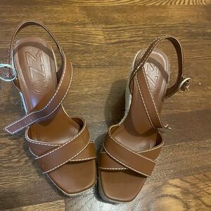 Mango Cute Wedges - image 1